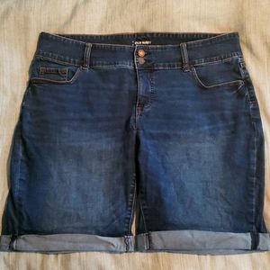 Mid-rise denim shorts size 16